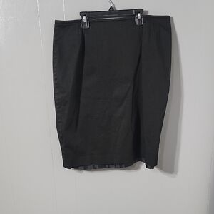 Le Suit Classic Black Pencil Skirt